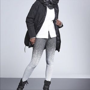 Athleta Flurry Base Ombre Tights Black White XS